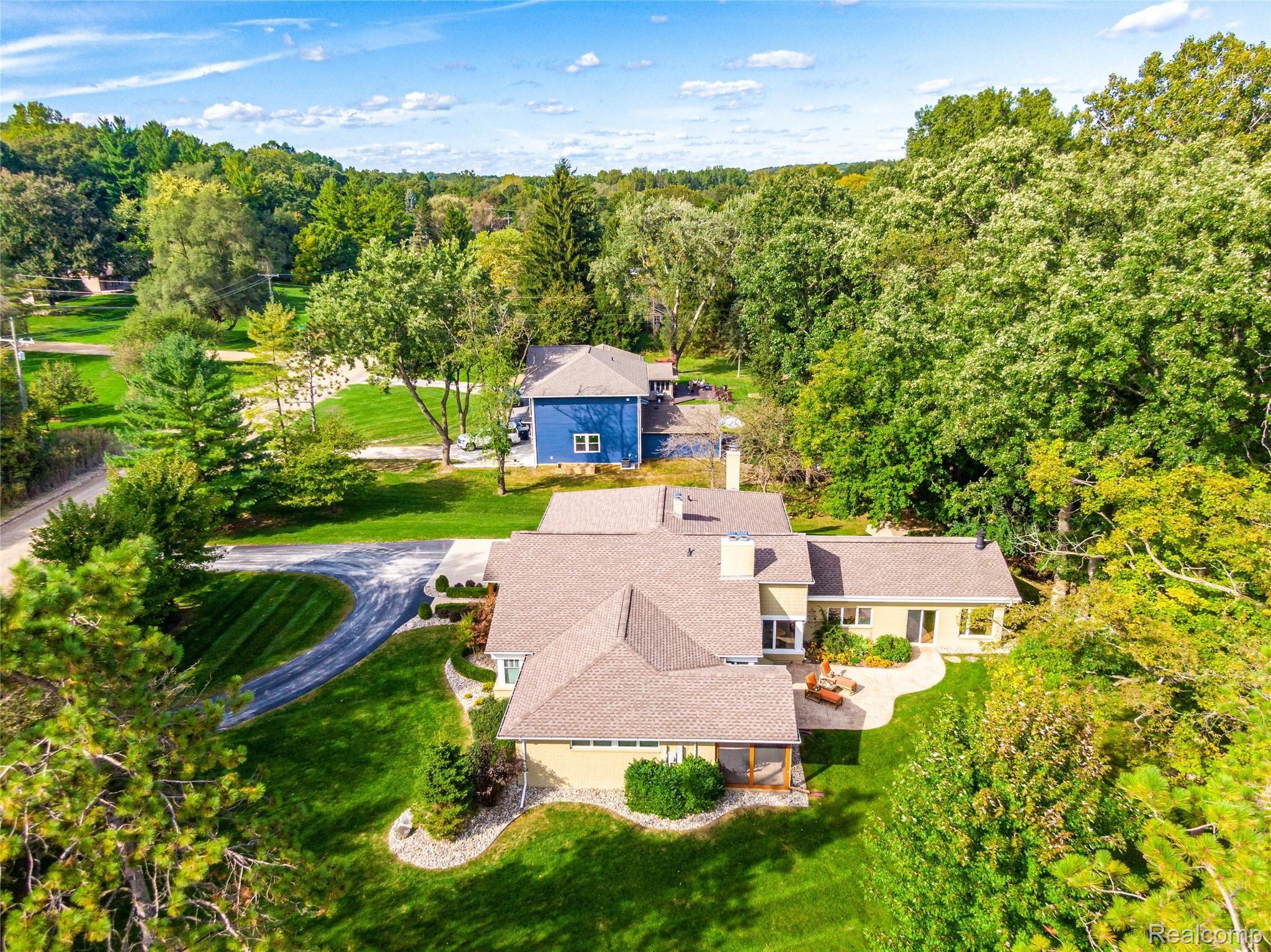 1820 North Livernois Road Rochester, MI 48306 - Photo 3 of 29 Aerial Exteriors 1.jpg