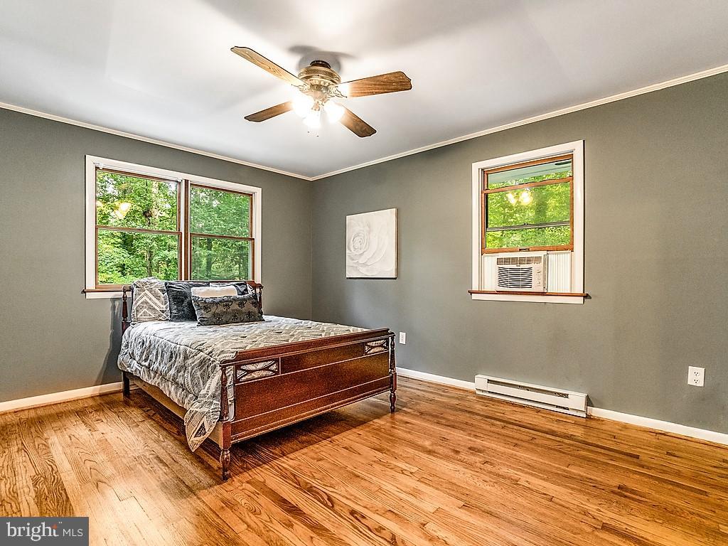 7015 Harvey Road Manassas, VA 20112 - Photo 13 of 26 Gallery Image 13