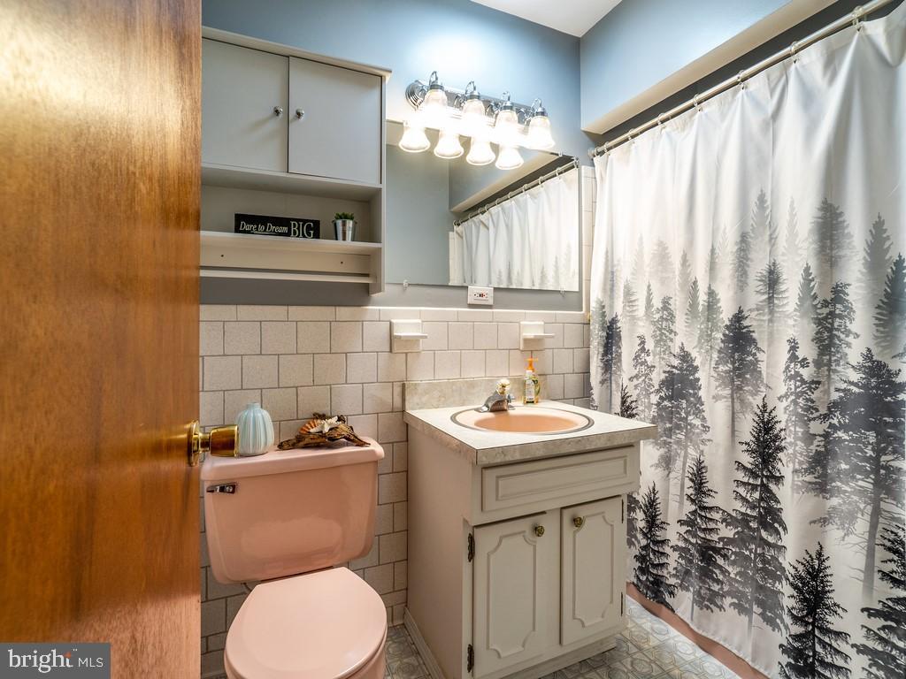 7015 Harvey Road Manassas, VA 20112 - Photo 18 of 26 Gallery Image 18