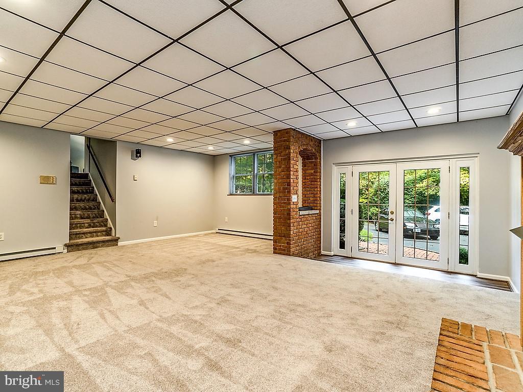 7015 Harvey Road Manassas, VA 20112 - Photo 20 of 26 Gallery Image 20