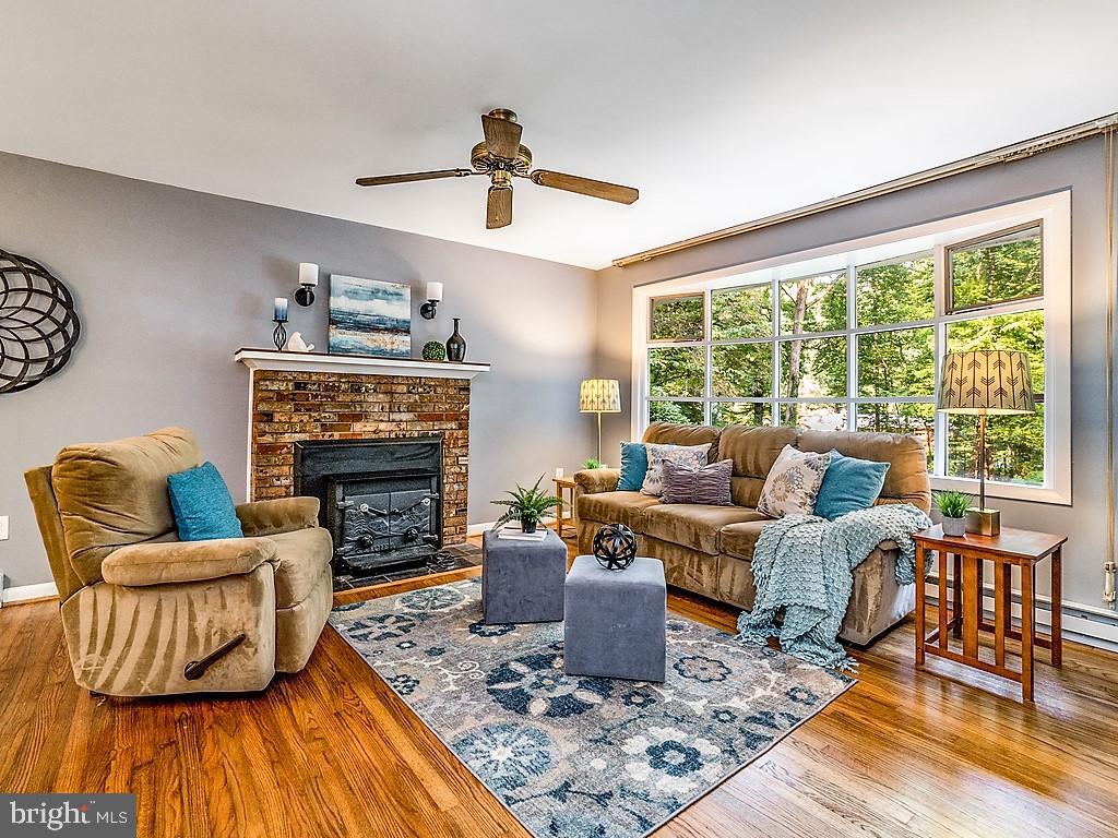 7015 Harvey Road Manassas, VA 20112 - Photo 4 of 26 Gallery Image 4