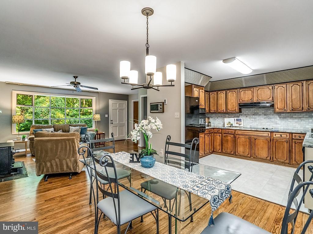 7015 Harvey Road Manassas, VA 20112 - Photo 7 of 26 Gallery Image 7