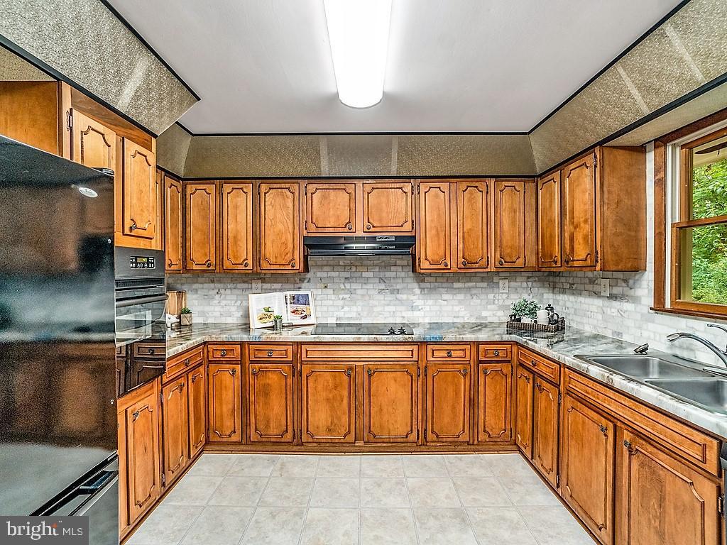 7015 Harvey Road Manassas, VA 20112 - Photo 9 of 26 Gallery Image 9