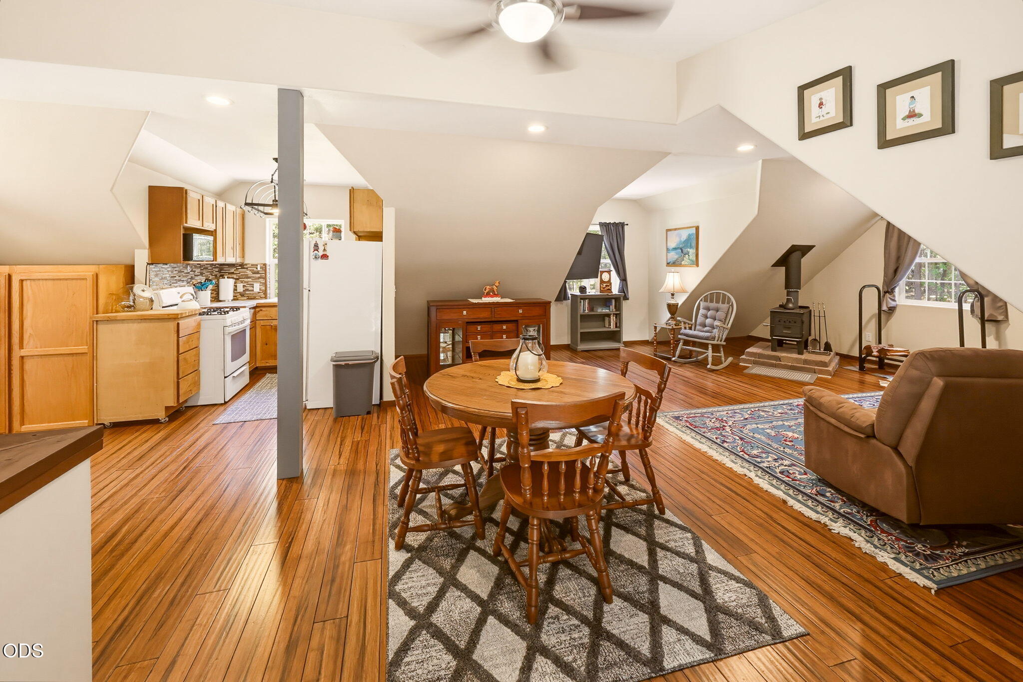 255 Janice Way Merlin, OR 97532 - Photo 66 of 80