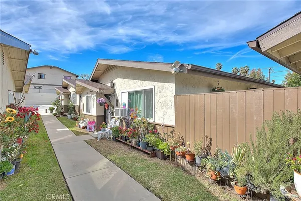 $4,100,000 | 275 South Monte Vista Street, La Habra, CA 90631