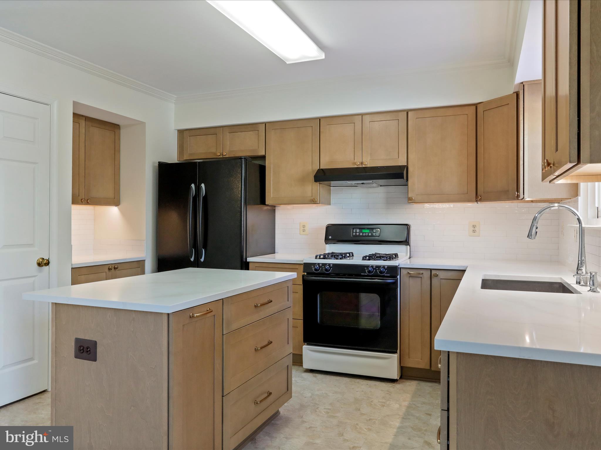 13910 Melton Place Centreville, VA 20120 - Photo 16 of 37