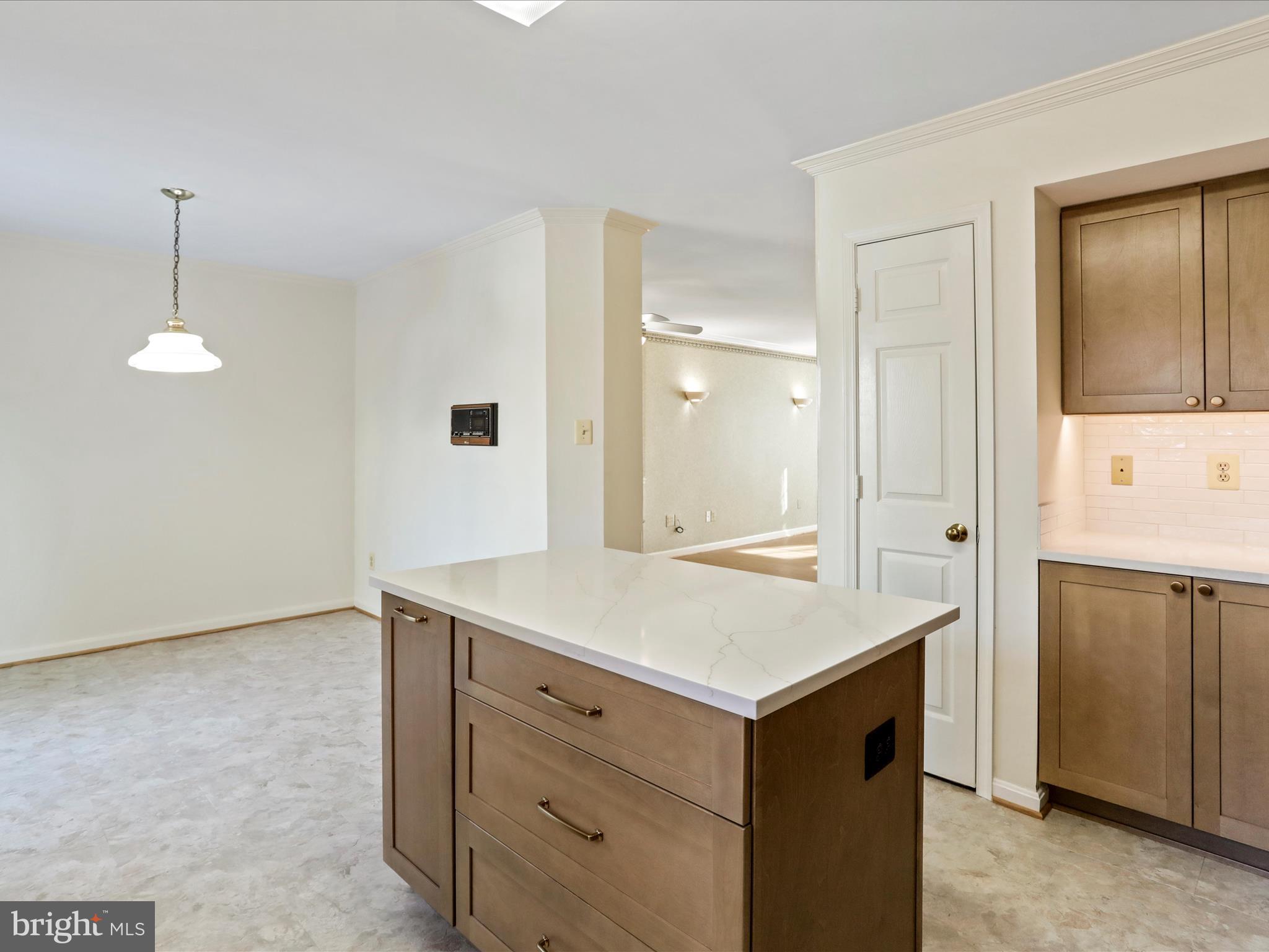 13910 Melton Place Centreville, VA 20120 - Photo 19 of 37