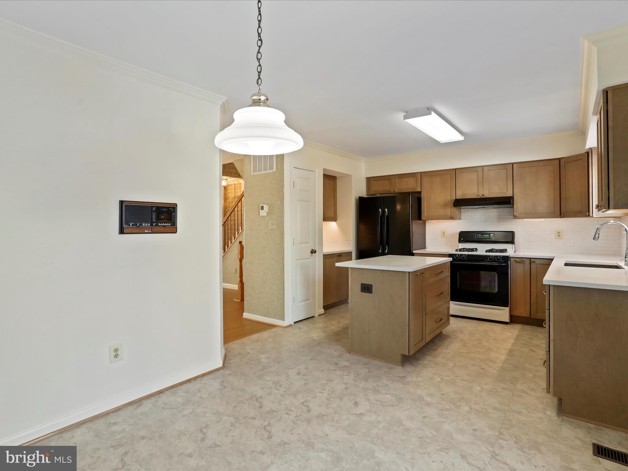 13910 Melton Place Centreville, VA 20120 - Photo 20 of 37