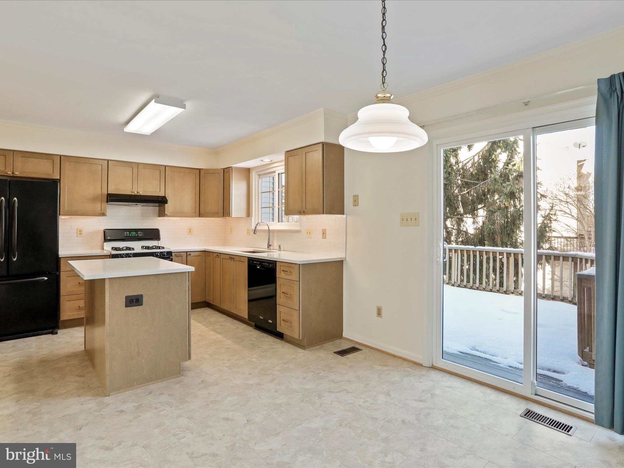 13910 Melton Place Centreville, VA 20120 - Photo 21 of 37