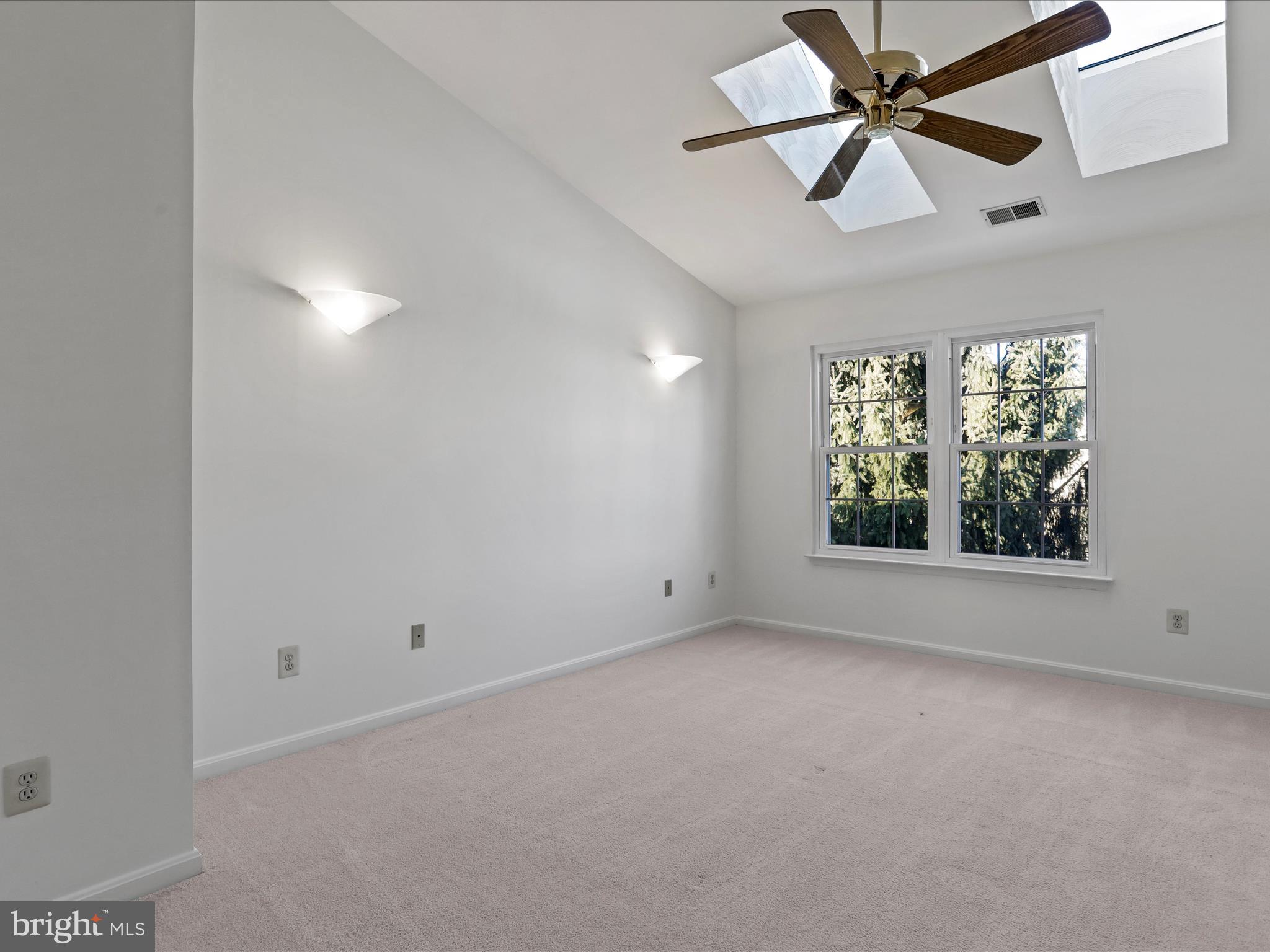 13910 Melton Place Centreville, VA 20120 - Photo 24 of 37