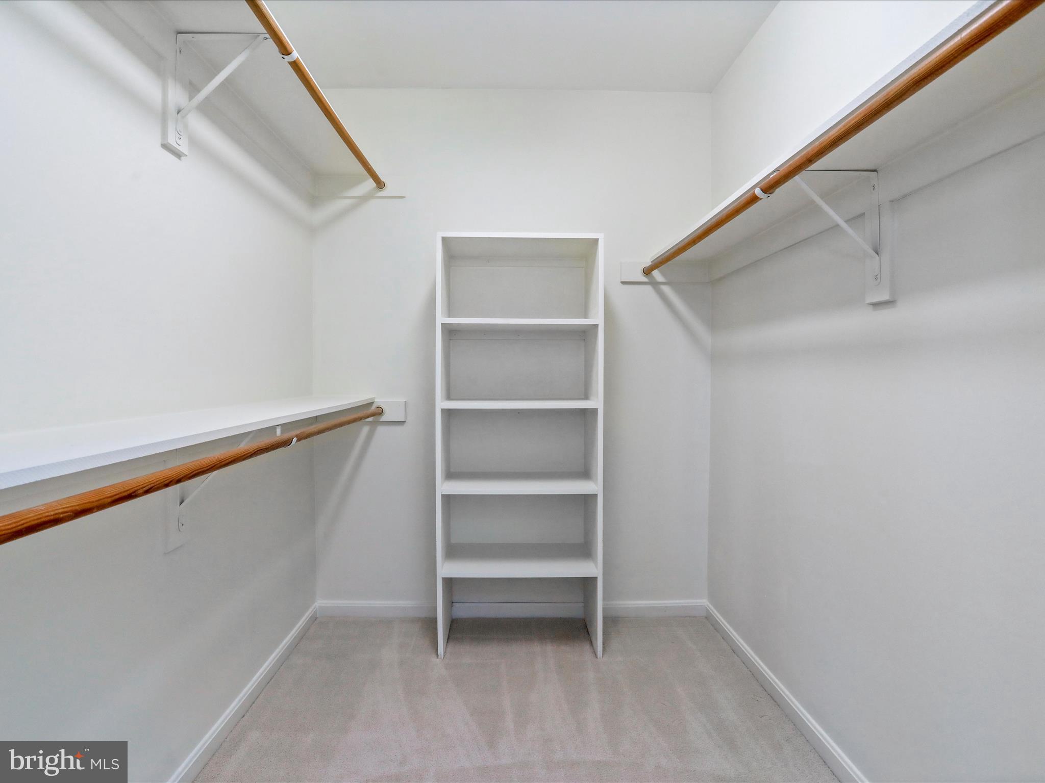 13910 Melton Place Centreville, VA 20120 - Photo 28 of 37