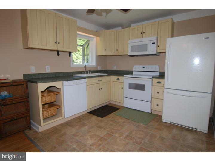 4335 Hilldale Road Reading, PA 19606 - Photo 4 of 14 Gallery Image 4