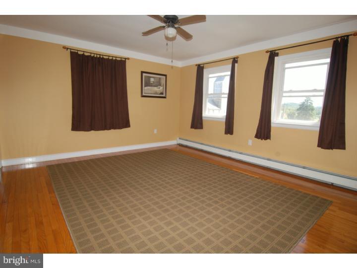 4335 Hilldale Road Reading, PA 19606 - Photo 6 of 14 Gallery Image 6