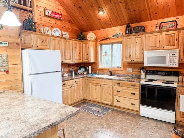 $264,900 | 11466 Westerlund Loop, Solon Springs, WI 54873