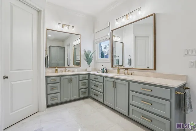 $1,575,000 | 17843 Prestwick Avenue, Baton Rouge, LA 70810