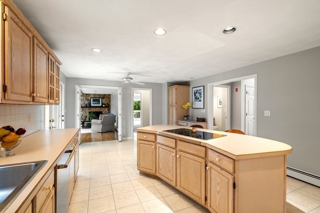 10 Deer Haven Road Beverly, MA 01915 - Photo 12 of 41 Gallery Image 12