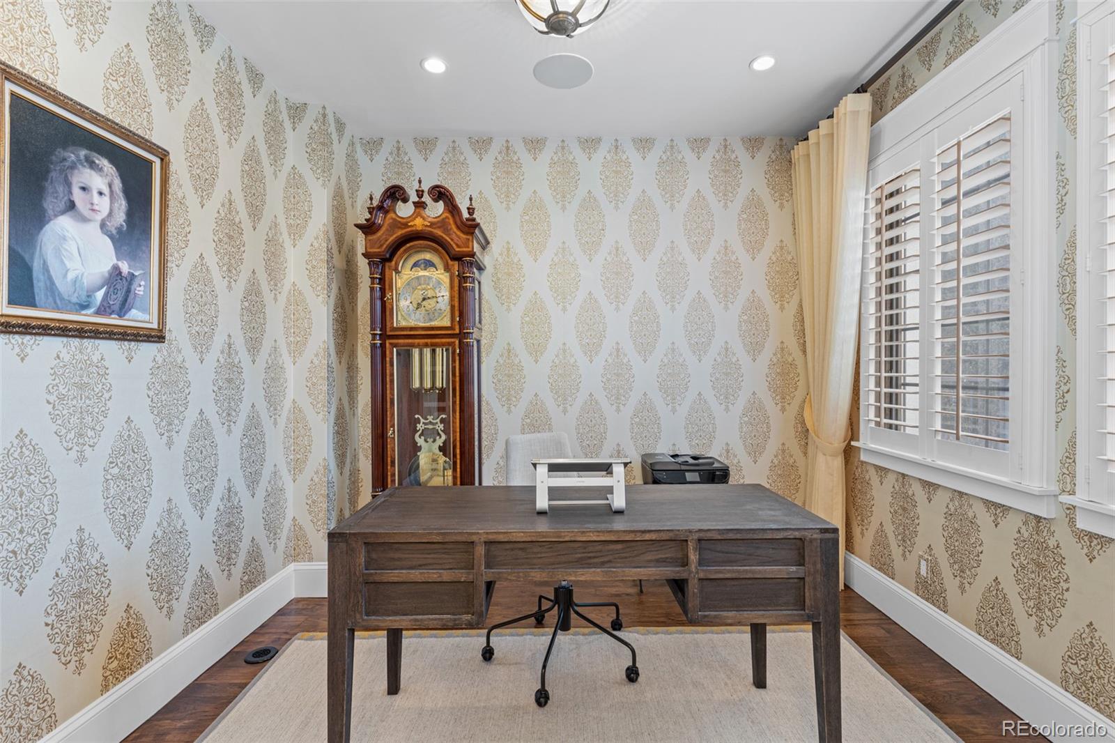 579 Madison Street Denver, CO 80206 - Photo 7 of 38