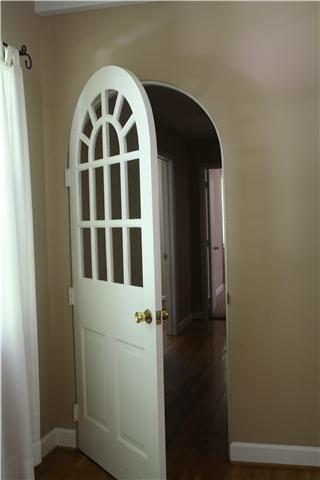 1454 Sneed Road West Franklin, TN 37069 - Photo 6 of 19 Gallery Image 6