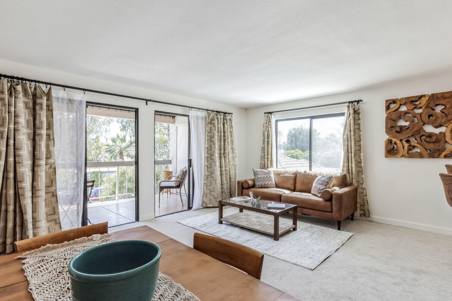 385 East Via Escuela Unit 424  