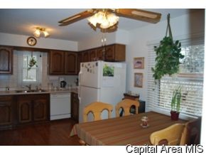 32 Ross Drive Springfield, IL 62711 - Photo 4 of 11 Gallery Image 4