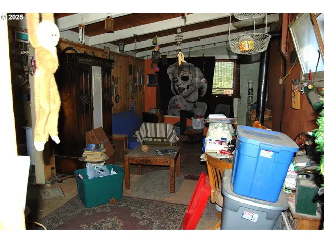 a view of living room and furniture