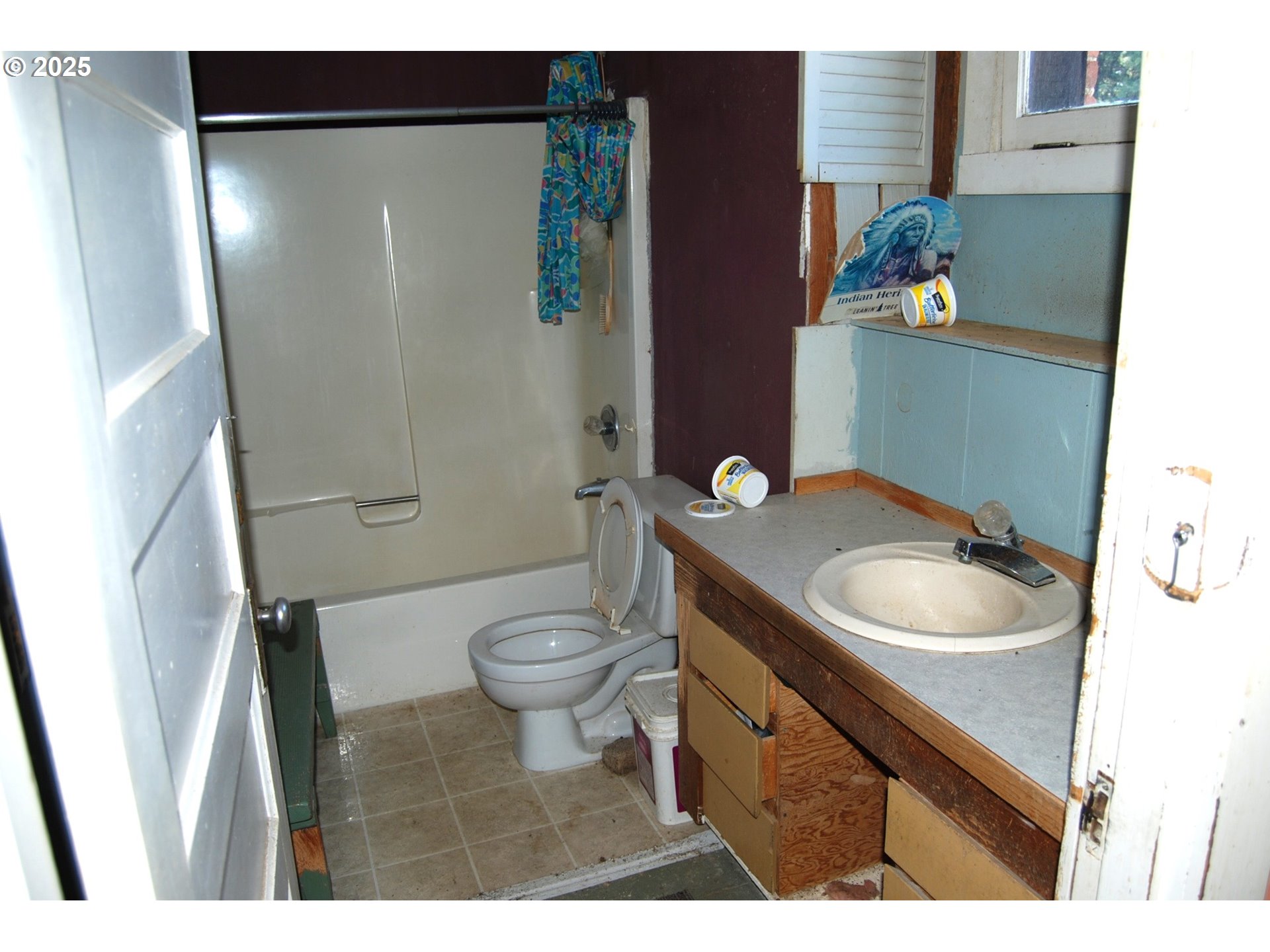 Mill Street Sumpter, OR 97877 - Photo 21 of 40 a bathroom with a sink toilet and shower