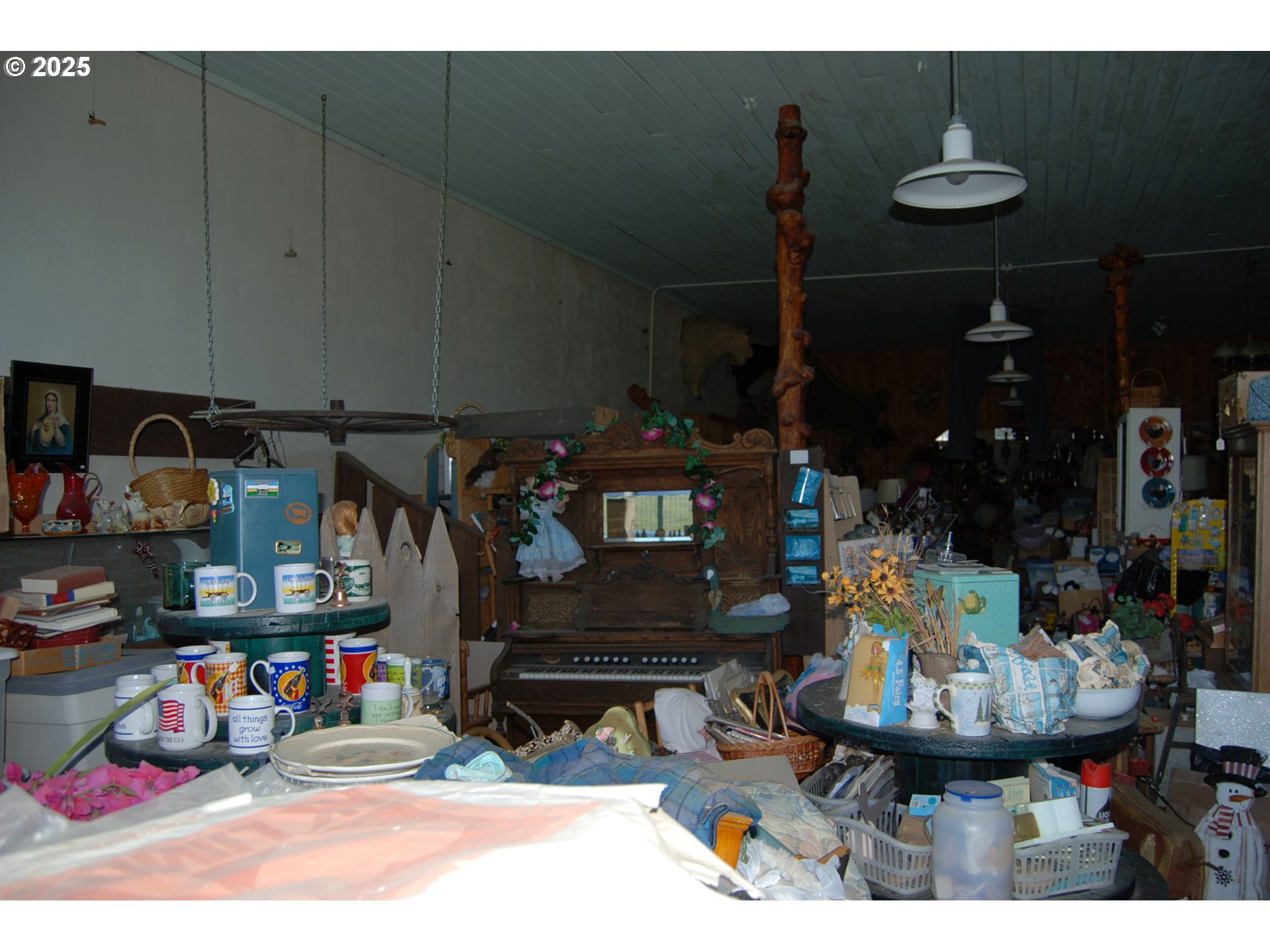 Mill Street Sumpter, OR 97877 - Photo 23 of 40 a view of entryway and hall