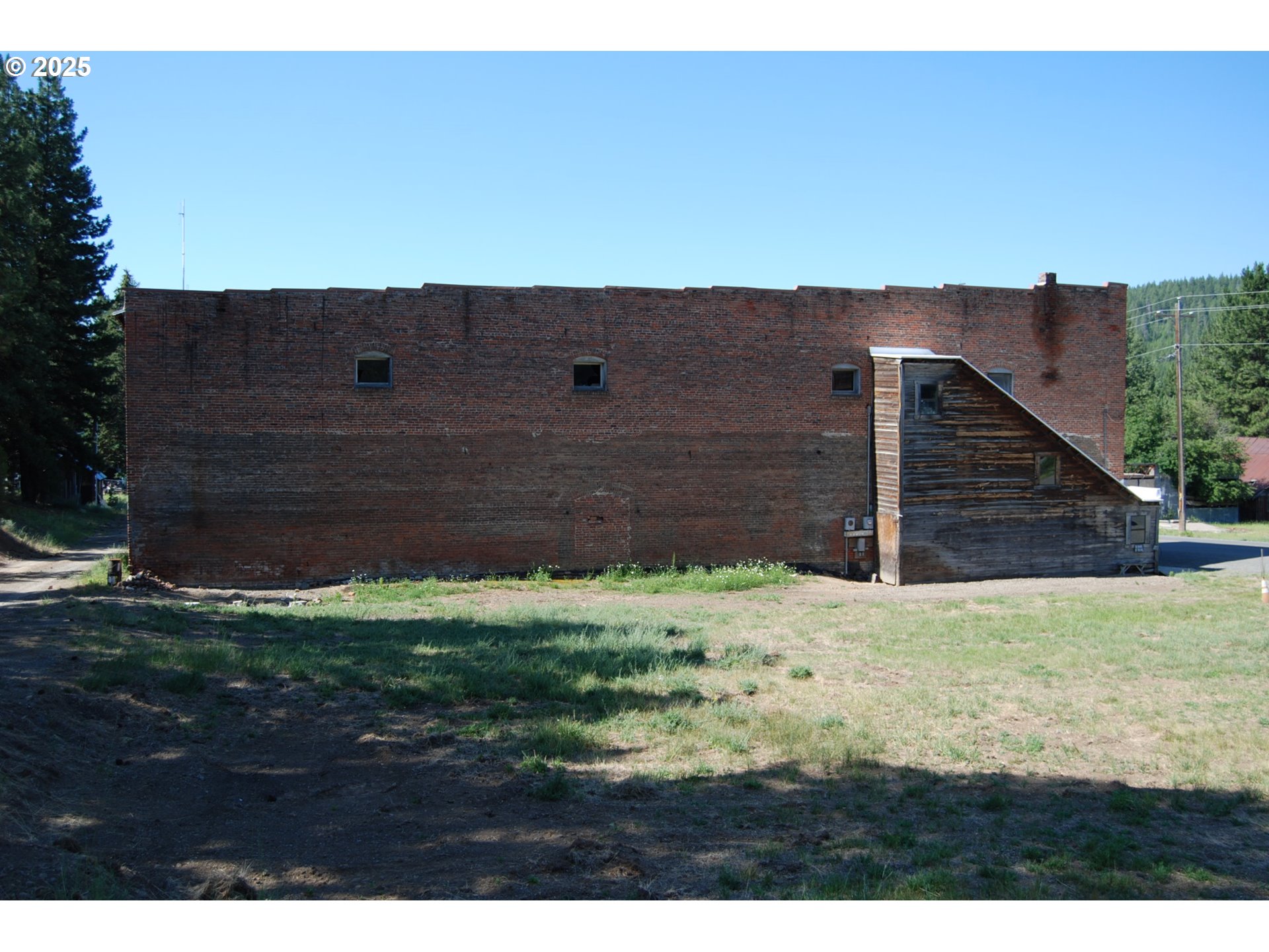 Mill Street Sumpter, OR 97877 - Photo 8 of 40 a view of wooden fence