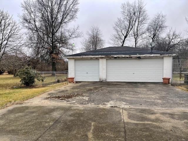 9250 West 525 North Rochester, IN 46975 - Photo 2 of 28