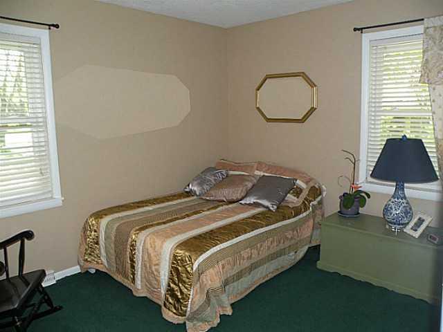 7956 Hawthorne Road Indianapolis, IN 46256 - Photo 14 of 23 Gallery Image 14