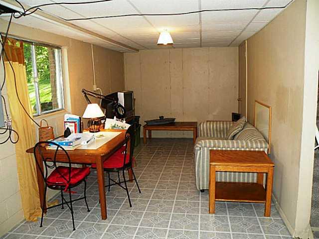7956 Hawthorne Road Indianapolis, IN 46256 - Photo 18 of 23 Gallery Image 18
