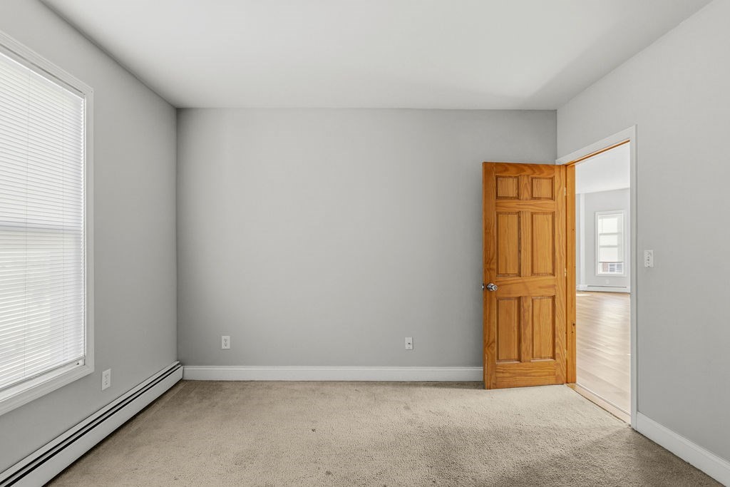 998 Middle Street Fall River, MA 02721 - Photo 18 of 28