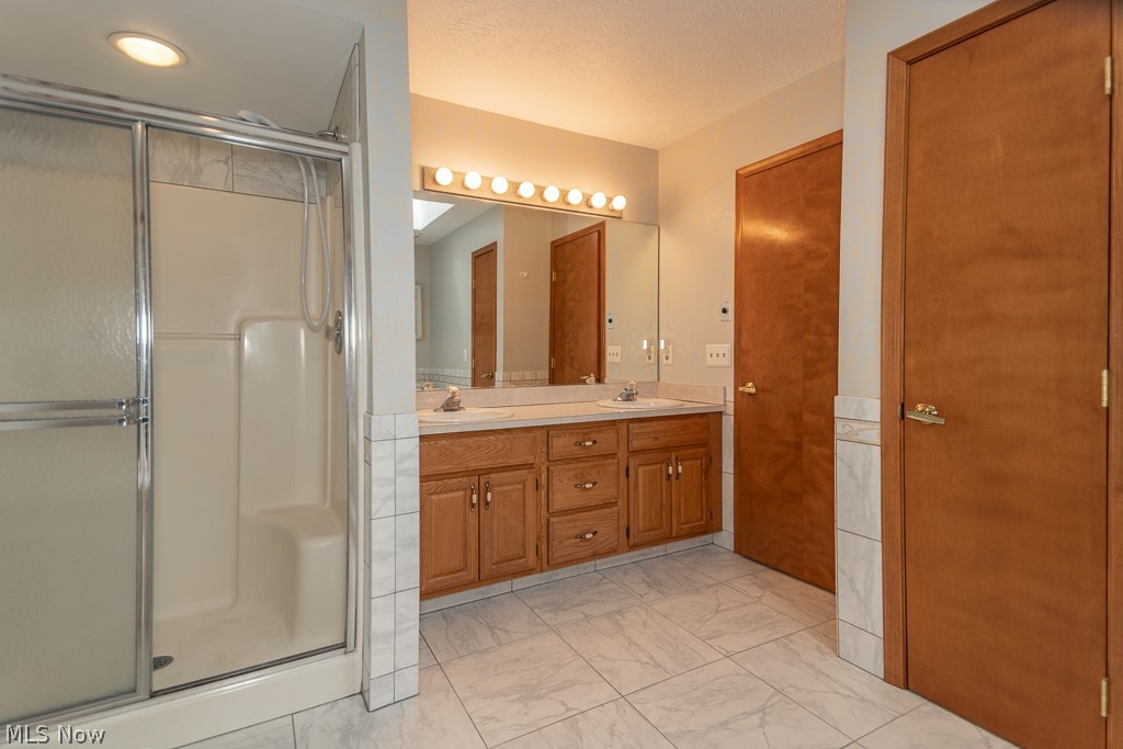 327 Longspur Road Cleveland, OH 44143 - Photo 30 of 33 Gallery Image 30