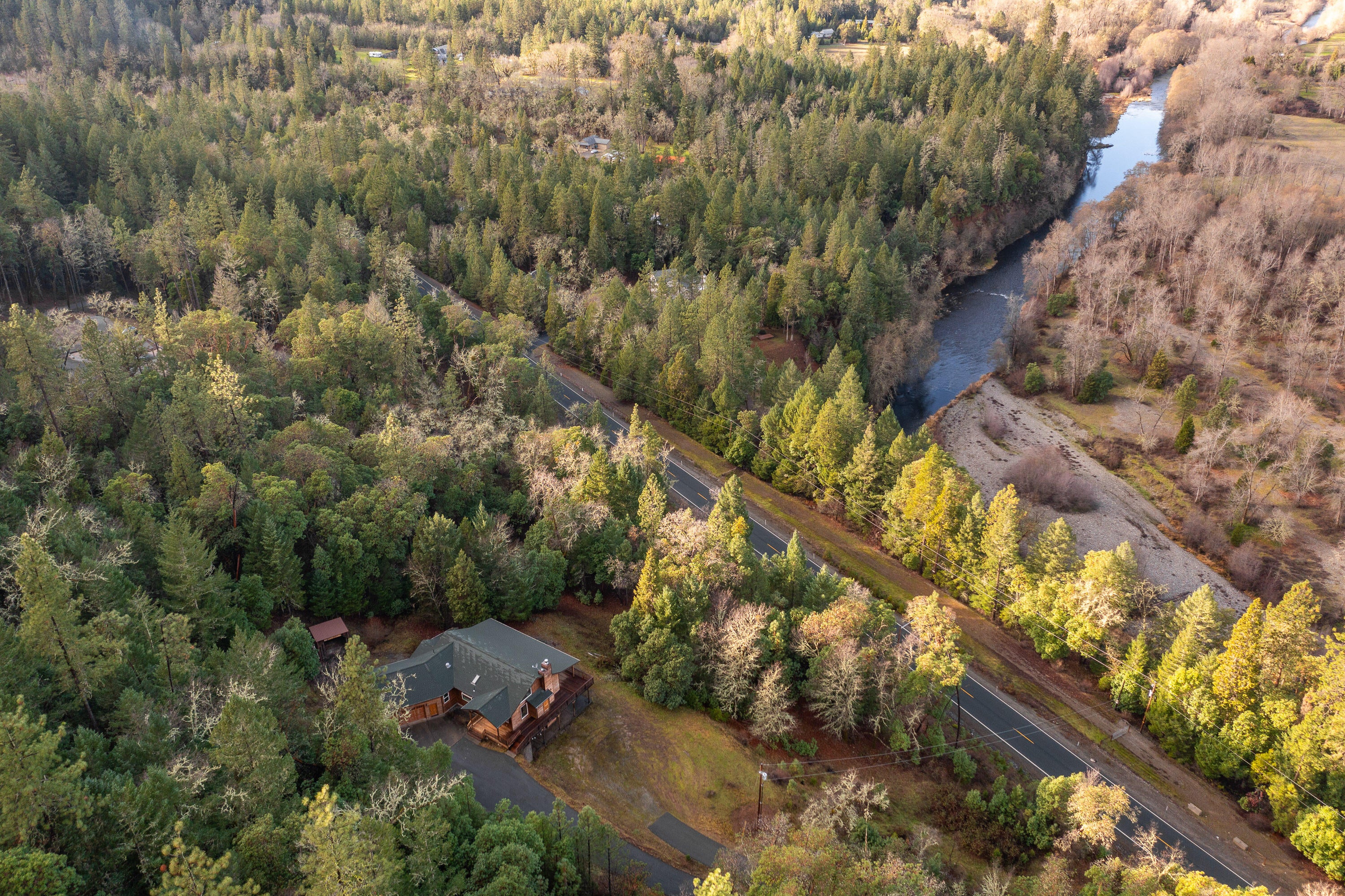 1531 Southside Road Grants Pass, OR 97527 - Photo 29 of 42 DRONE (6 of 10)