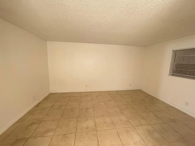 $2,100 | 10821 North Military Trail, Unit 19, Palm Beach Gardens, FL 33410
