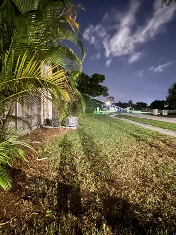 $2,100 | 10821 North Military Trail, Unit 19, Palm Beach Gardens, FL 33410