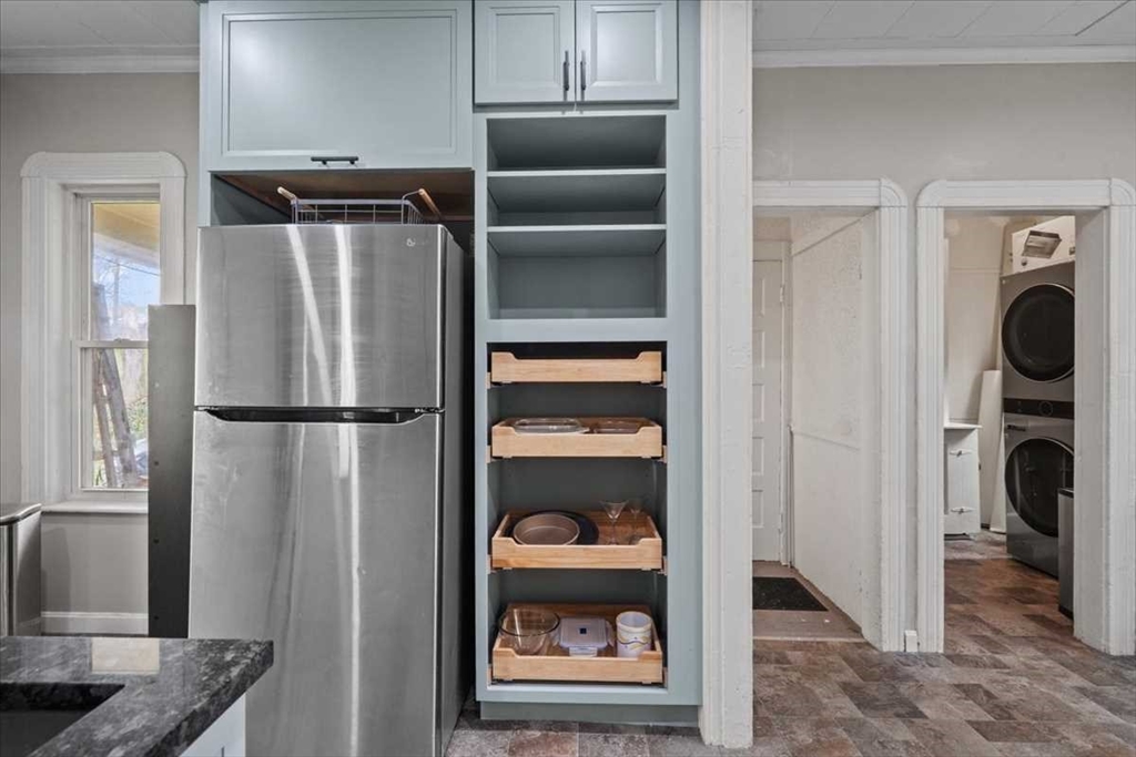 40 Duxbury Road Worcester, MA 01605 - Photo 14 of 34