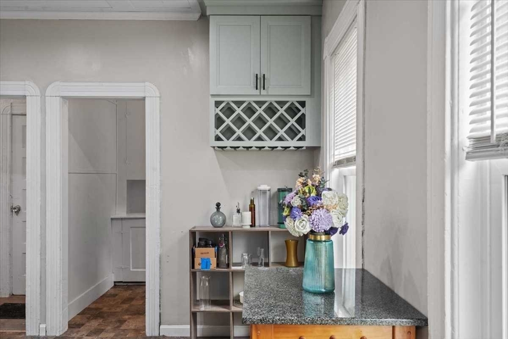 40 Duxbury Road Worcester, MA 01605 - Photo 15 of 34