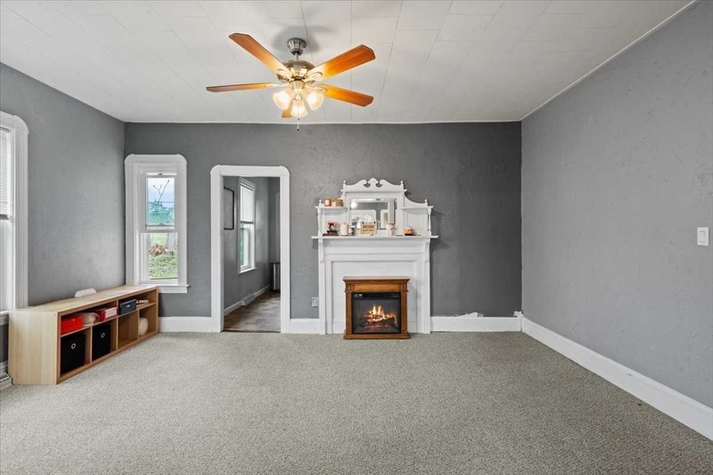 40 Duxbury Road Worcester, MA 01605 - Photo 6 of 34