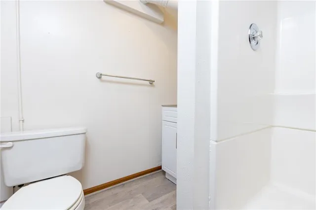 $345,000 | 6813 T Gabbert Drive, Pleasant Valley, MO 64068