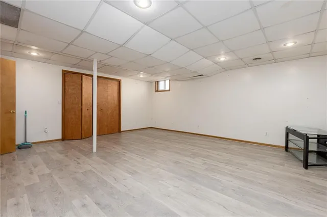 $345,000 | 6813 T Gabbert Drive, Pleasant Valley, MO 64068