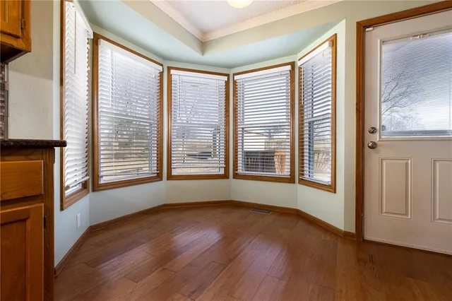 $345,000 | 6813 T Gabbert Drive, Pleasant Valley, MO 64068