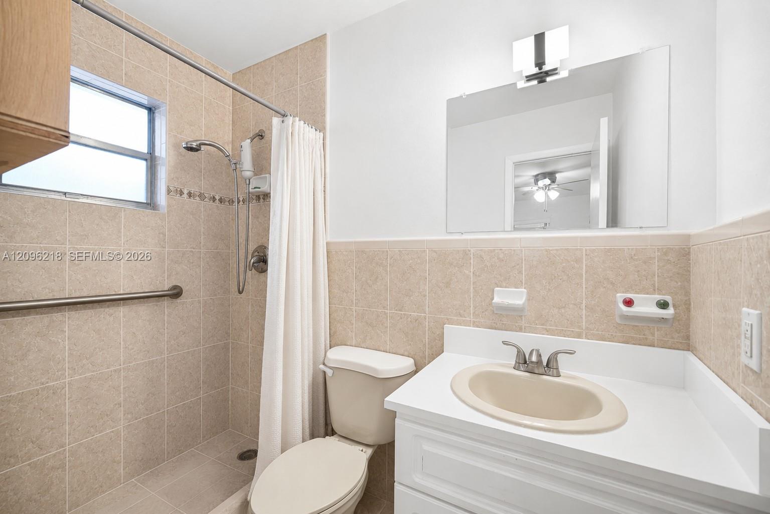 3233 Southwest 25th Street, Unit 2 Miami, FL 33133 - Photo 20 of 23 Gallery Image 20