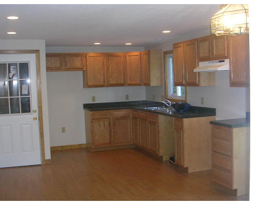 500 Gooseberry Road West Springfield, MA 01089 - Photo 6 of 8 Gallery Image 6