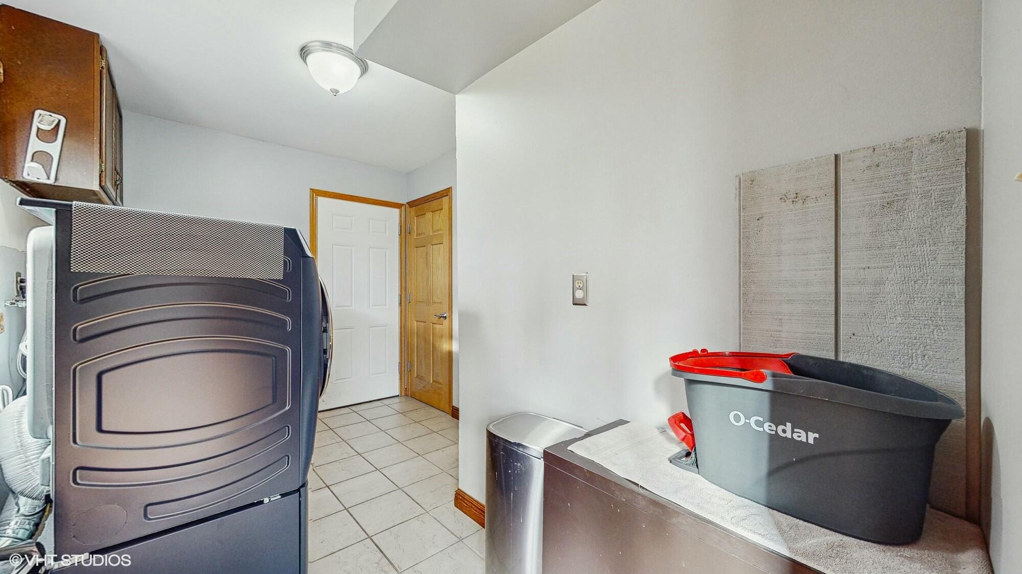 1980 Greenvalley Drive Crown Point, IN 46307 - Photo 17 of 45 a utility room with dryer and washer