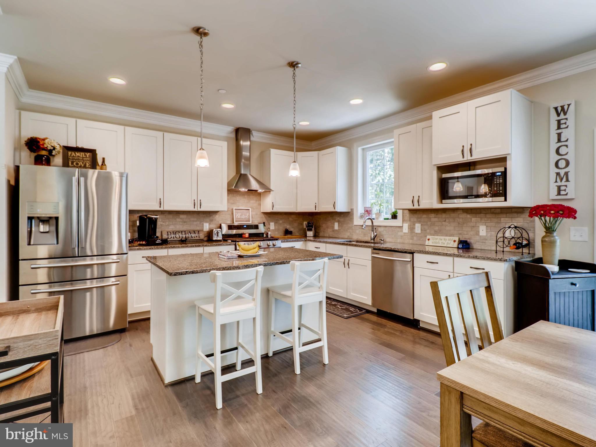 9142 Fort Smallwood Road Pasadena, MD 21122 - Photo 7 of 33 Gallery Image 7