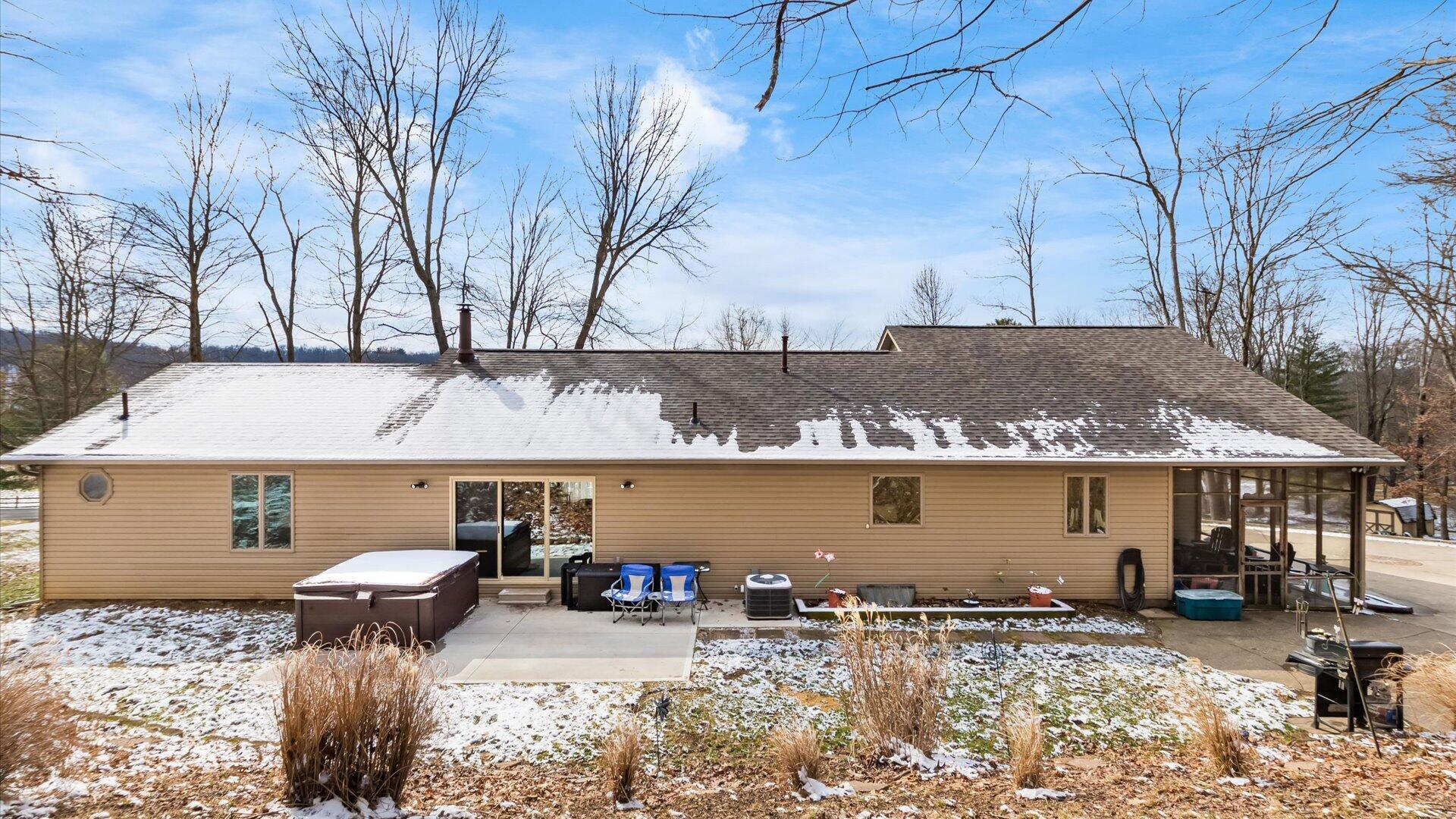 4491 Price Road Newark, OH 43055 - Photo 32 of 47 exterior rear 6