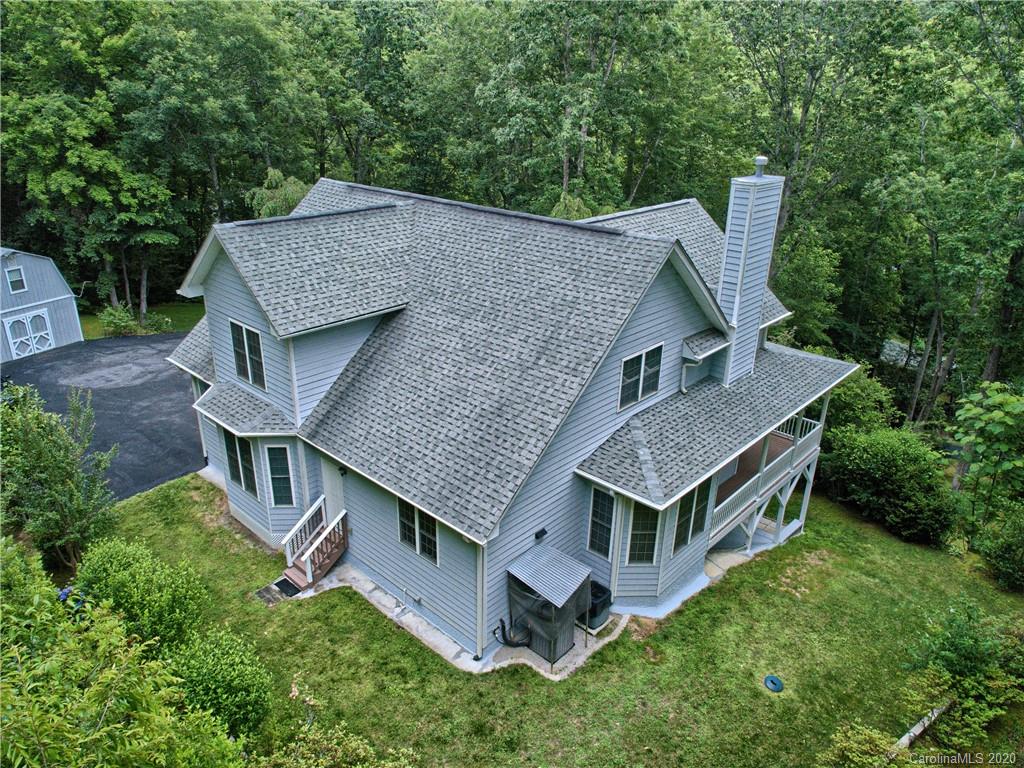 2322 Locust Grove Road Hendersonville, NC 28792 - Photo 2 of 40 an aerial view of a house roof deck