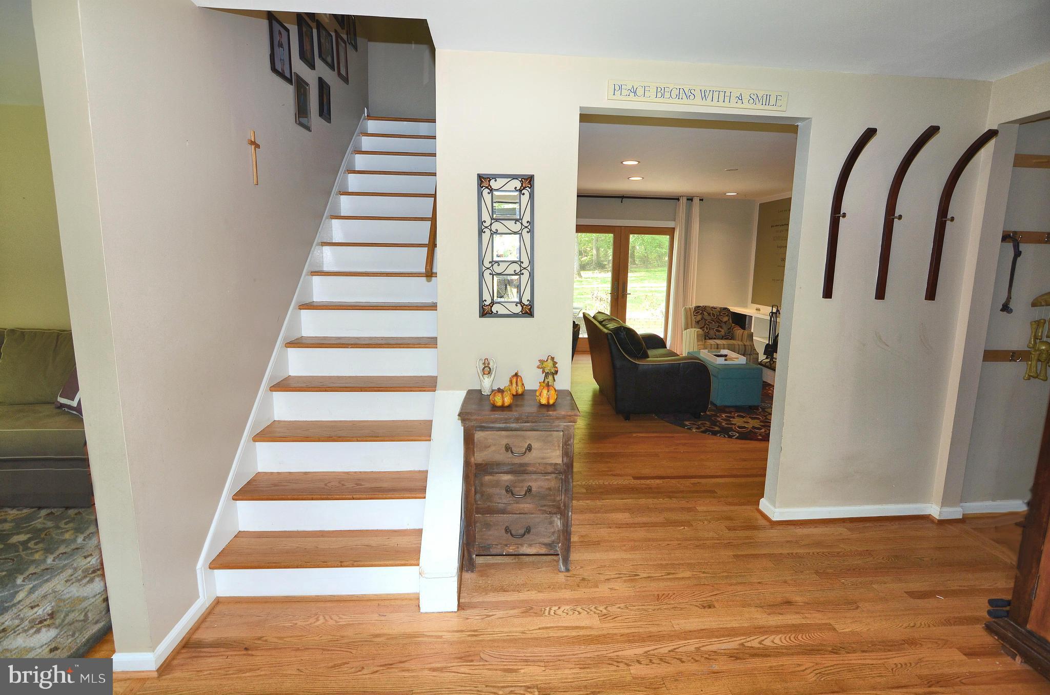 64 Chautaugua Road Arnold, MD 21012 - Photo 11 of 30 Interior (General)