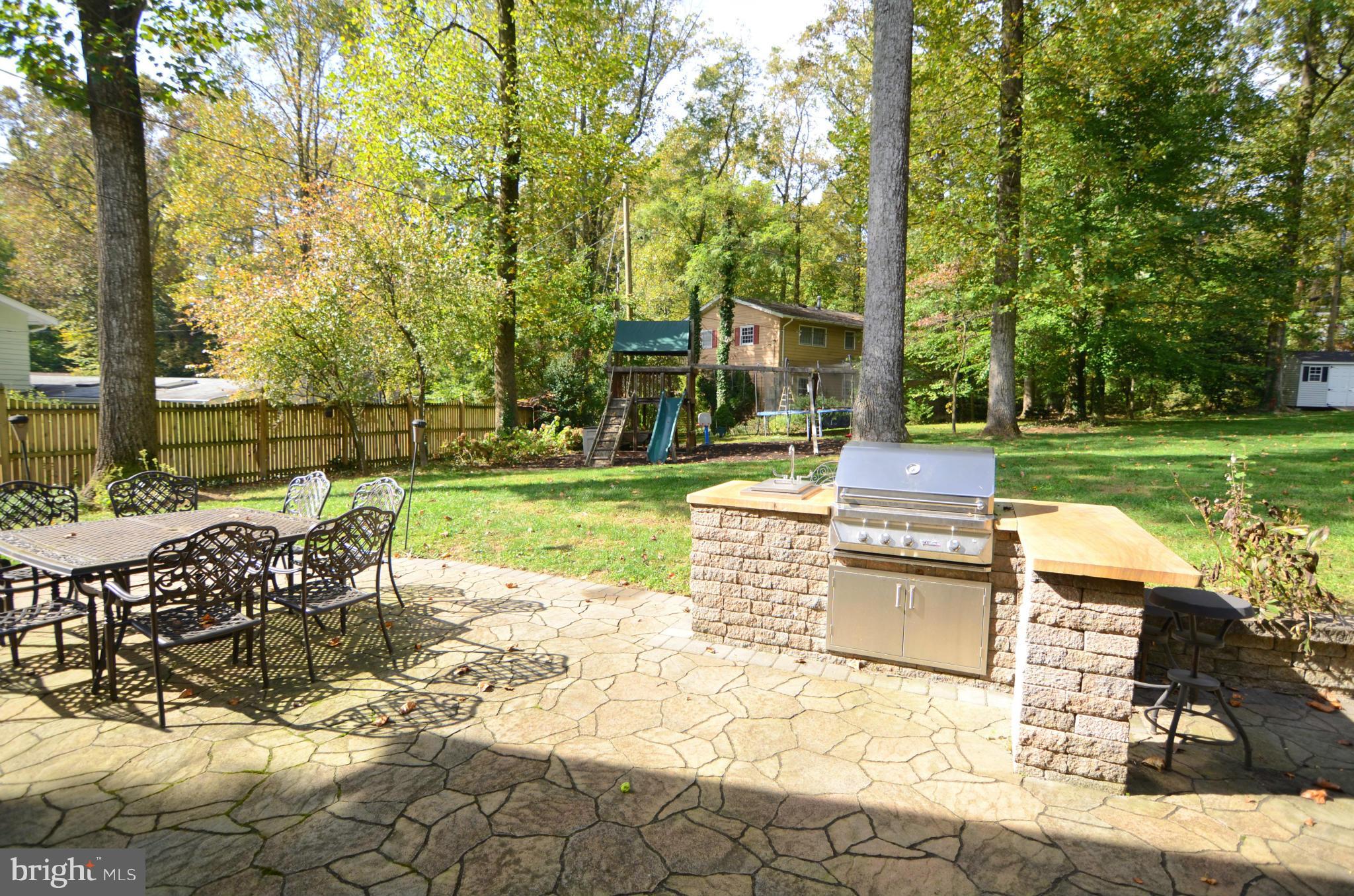 64 Chautaugua Road Arnold, MD 21012 - Photo 25 of 30 Exterior (Rear)